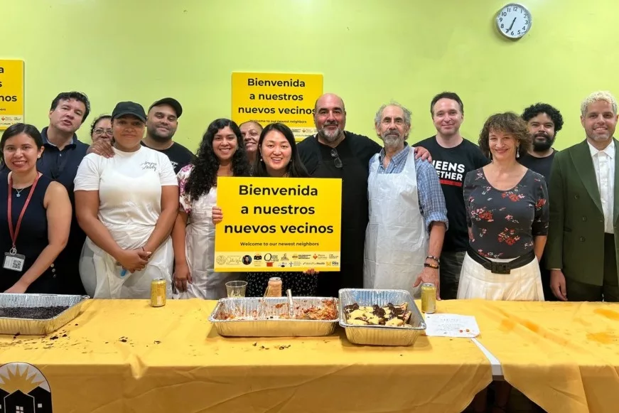 Sunnyside Post: Won Joins Community Groups in Welcoming Migrants to Sunnyside